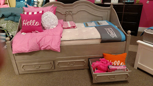 Furniture Store «Ashley HomeStore», reviews and photos, 3529 W Genesee St, Syracuse, NY 13219, USA