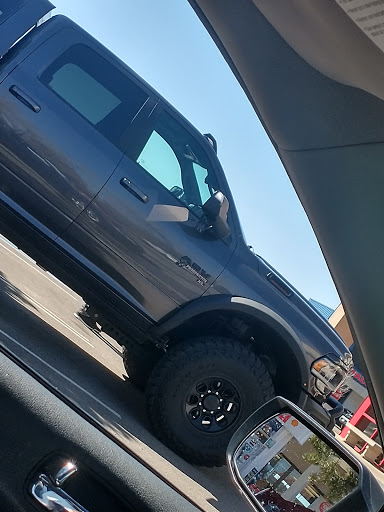 Tire Shop «Discount Tire Store - Aurora, CO», reviews and photos, 2280 S Havana St, Aurora, CO 80014, USA