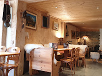 Atmosphère du Restaurant français Restaurant du Col du Granier à Apremont - n°12