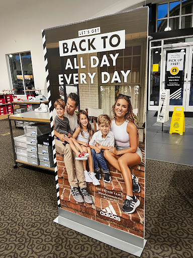 Shoe Store «DSW Designer Shoe Warehouse», reviews and photos, 375 E Altamonte Dr, Altamonte Springs, FL 32701, USA