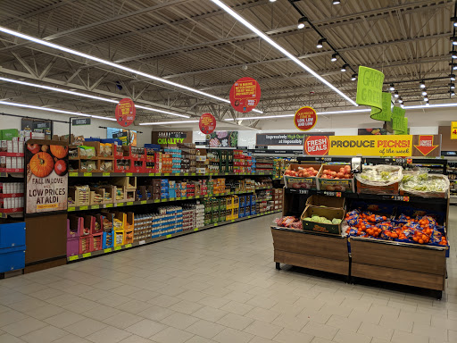 Supermarket «ALDI», reviews and photos, 2120 Panama Ln, Bakersfield, CA 93304, USA