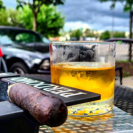 Cigar Shop «Puffs-n-Stuff Cigars and Bar», reviews and photos, 6302 Robinson Centre Drive, Pittsburgh, PA 15205, USA