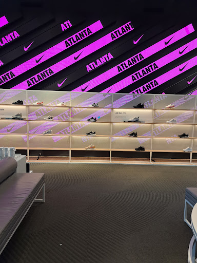 Clothing Store «Nike Lenox», reviews and photos, 3393 Peachtree Rd, Atlanta, GA 30326, USA