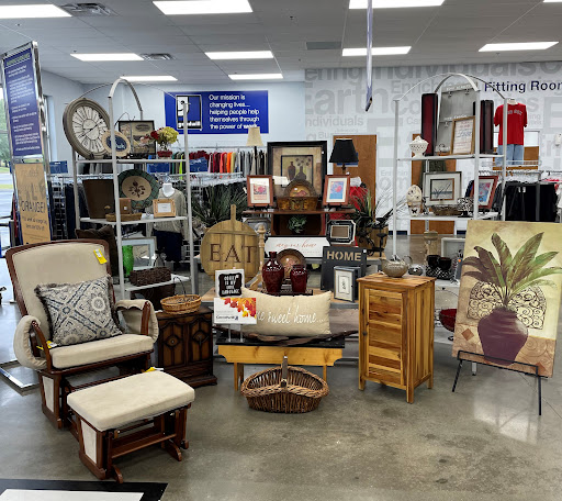 Thrift Store «Goodwill Petersburg Retail Store», reviews and photos