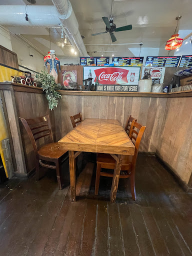 Grocery Store «Newtown General Store», reviews and photos, 43 Main St, Newtown, CT 06470, USA