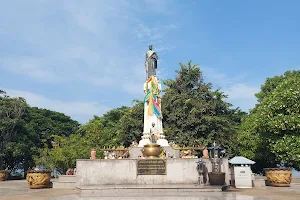 Thao Suranari Garden image