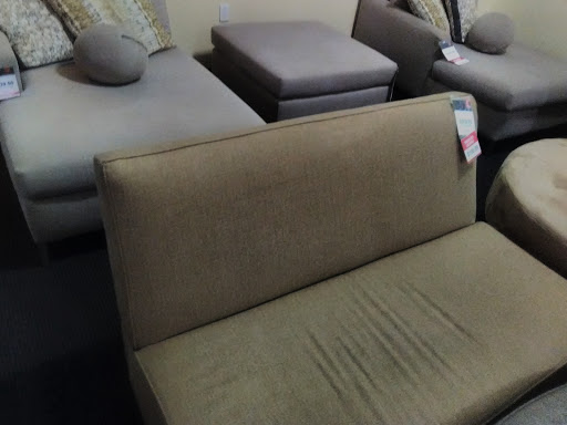 Furniture Rental Service «CORT Furniture Rental & Clearance Center», reviews and photos, 11711 Parklawn Dr, Rockville, MD 20852, USA