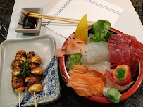 Plats et boissons du Restaurant japonais Sushi Boat à Montpellier - n°11