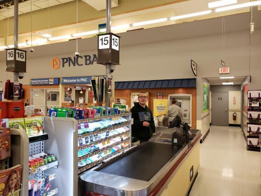 Grocery Store «Giant», reviews and photos, 5701 Plank Rd, Fredericksburg, VA 22407, USA