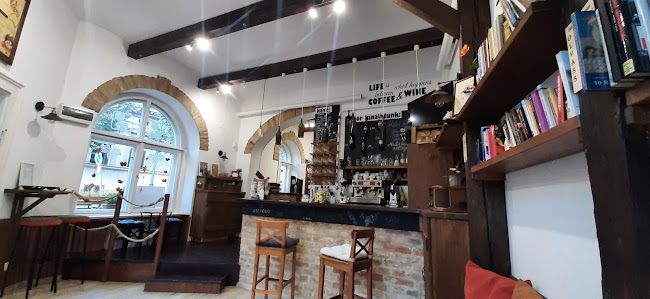 Értékelések erről a helyről: Café Vino, Szeged - Italbolt