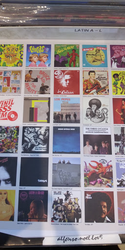 Record Store «Reckless Records», reviews and photos, 3126 N Broadway St, Chicago, IL 60657, USA