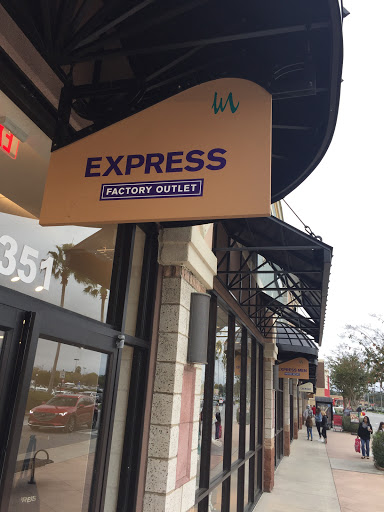 Clothing Store «Express», reviews and photos, 451 E Altamonte Dr, Altamonte Springs, FL 32701, USA