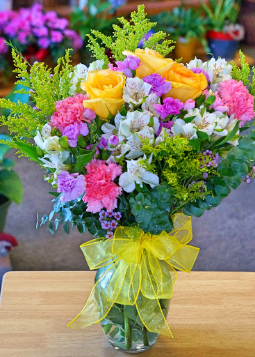 Florist «Joy Flower Shop», reviews and photos, 7630 Fair Oaks Blvd, Carmichael, CA 95608, USA