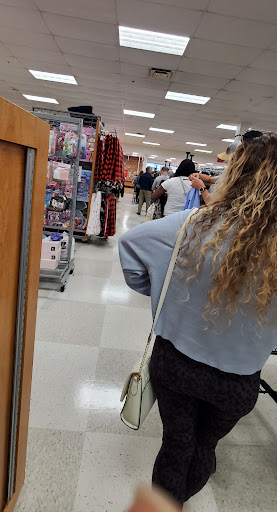 Department Store «T.J. Maxx & HomeGoods», reviews and photos, 341 S College Rd, Wilmington, NC 28403, USA