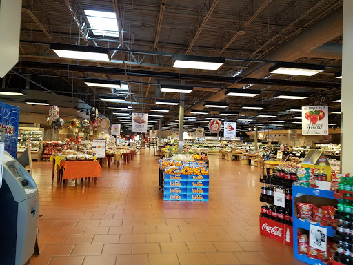 Supermarket «Marsh Supermarket», reviews and photos, 8766 E 96th St, Fishers, IN 46037, USA