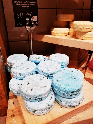 Cosmetics Store «LUSH», reviews and photos, 4999 Old Orchard Shopping Center K23, Skokie, IL 60077, USA