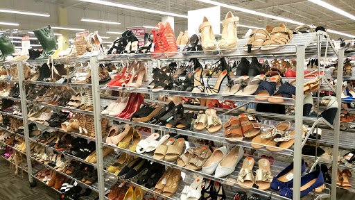 Clothing Store «Burlington Coat Factory», reviews and photos, 3333 N State Rd 7, Lauderdale Lakes, FL 33319, USA