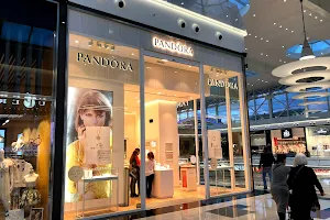 Boutique PANDORA CC Nevada Shopping image