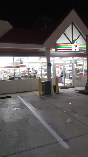 Convenience Store «7-Eleven», reviews and photos, 17790 Collins Ave, Sunny Isles Beach, FL 33160, USA