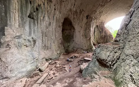 Prohodna Cave image