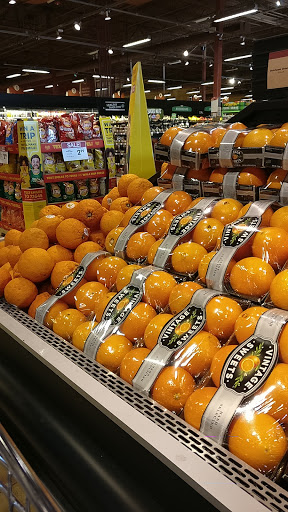 Supermarket «Giant Eagle Supermarket», reviews and photos, 9901 Mountain View Dr, West Mifflin, PA 15122, USA