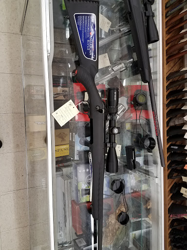 Dakota Archery & Outdoor Sports, 2305 SD-50, Yankton, SD 57078, USA, 