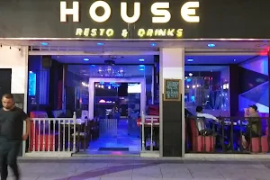 House Resto & Drinks image