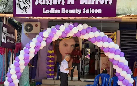 Scissors N'Mirrors Ladies Beauty Saloon image
