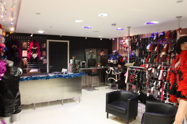 Reviews of Skintwo Watford (Previously Honour) in Watford - Clothing store