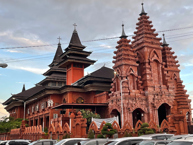 Gereja Katolik Roh Kudus Katedral Denpasar