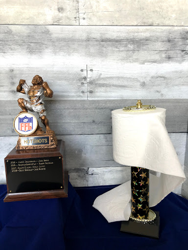 Trophy Shop «Winning Imprints and Custom Trophies», reviews and photos, 3307 Orchard Lake Rd, Keego Harbor, MI 48320, USA