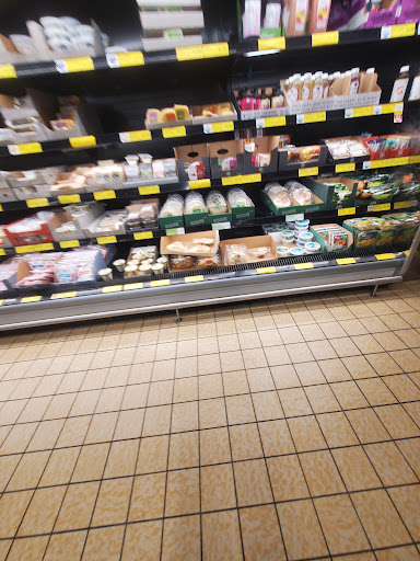 Supermarket «ALDI», reviews and photos, 1645 E Kearney St, Springfield, MO 65803, USA