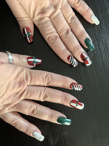 Nail Salon «Tango Nails Bar & Beauty Salon», reviews and photos, 5423 S 76th St, Greendale, WI 53129, USA
