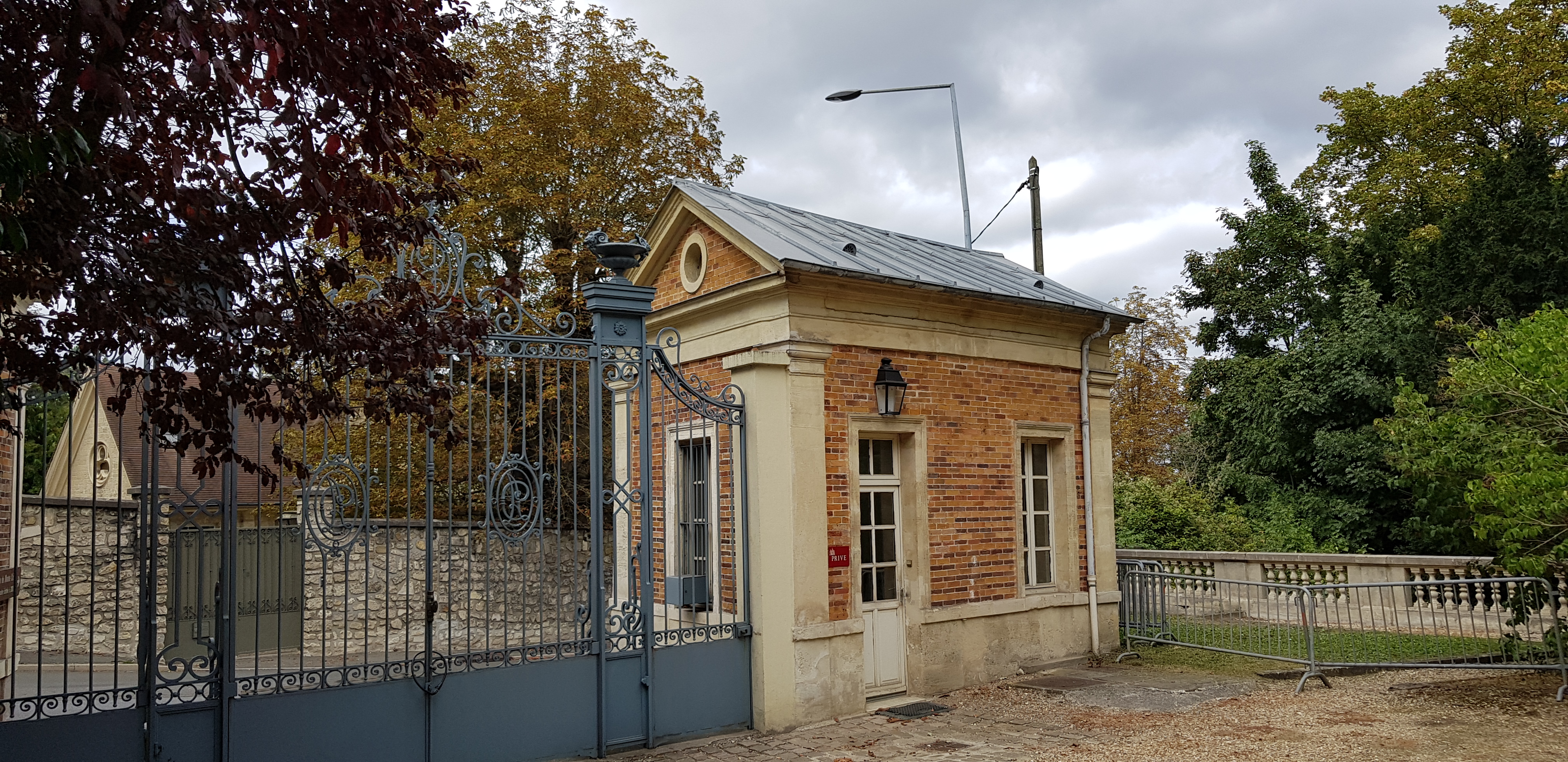 Photo n° 21 de l'avis de Hooman.e fait le 13/09/2019 à 00:06