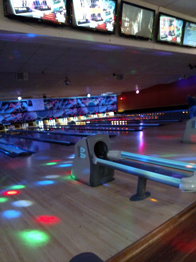 Bowling Alley «East Greenbush Bowling Center», reviews and photos, 570 Columbia Turnpike, East Greenbush, NY 12061, USA