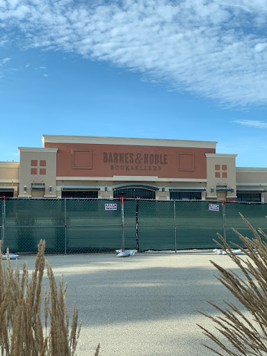 Book Store «Barnes & Noble», reviews and photos, 4935 S 76th St, Greenfield, WI 53220, USA
