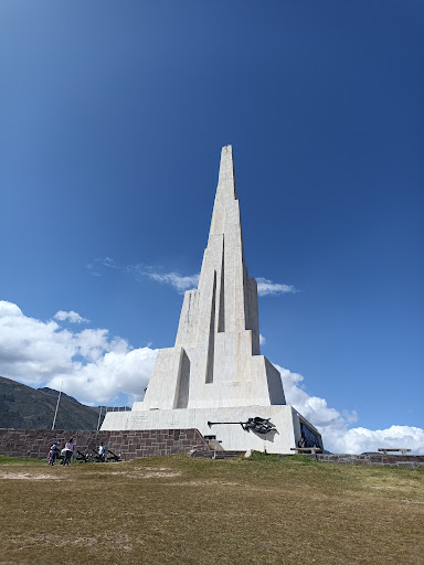 Obelisco - Monumento Conmemorativo de la Batalla de Ayacucho