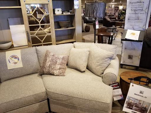 Furniture Store «Art Van Furniture - Ann Arbor», reviews and photos, 425 E Eisenhower Pkwy, Ann Arbor, MI 48108, USA