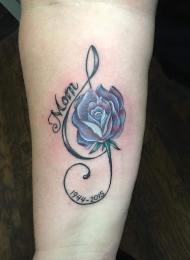 Explore lower tummy tattoo ideas, creative tattoo ideas in Kingsford, available at Deft Tattoo Studio