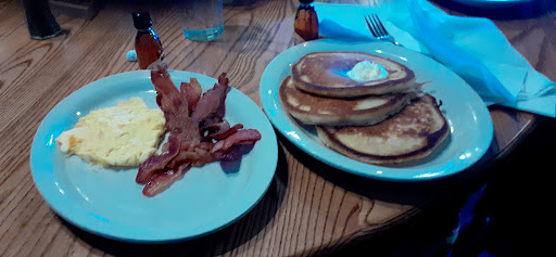 American Restaurant «Cracker Barrel Old Country Store», reviews and photos, 18531 N Creek Dr, Tinley Park, IL 60477, USA