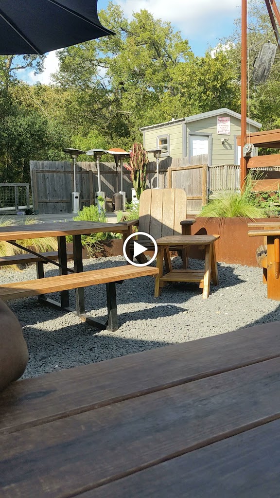 Community Pizza & Beer Garden 78676