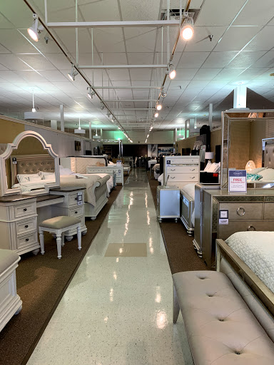 Furniture Store «Value City Furniture», reviews and photos, 2720 N Mall Dr, Virginia Beach, VA 23452, USA