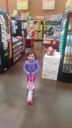 Grocery Store «Grocery Outlet Bargain Market», reviews and photos, 355 N Citrus Ave, Azusa, CA 91702, USA