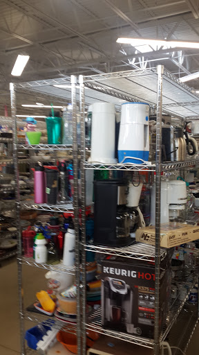 Non-Profit Organization «Goodwill Store & Donation Center», reviews and photos, 351 E Roosevelt Rd, Lombard, IL 60148, USA