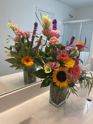 Florist «Flowers Etcetera By Denise», reviews and photos, 637 N 2nd St, Philadelphia, PA 19123, USA
