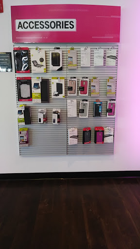 Cell Phone Store «T-Mobile», reviews and photos, 521 Belmont St, Brockton, MA 02301, USA