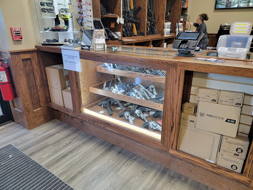 Gun Shop «Second Amendment Sports», reviews and photos, 3705 W Elm St, McHenry, IL 60050, USA