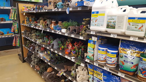 Pet Supply Store «Petco Animal Supplies», reviews and photos, 2242 N Richmond Rd, McHenry, IL 60051, USA