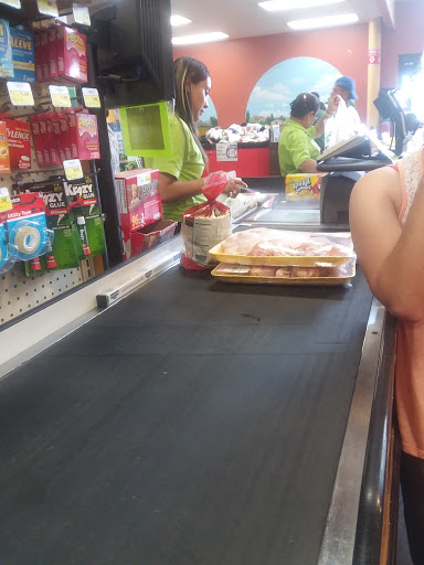 Grocery Store «El Rio Grande #7», reviews and photos, 10325 Lake June Rd #400, Dallas, TX 75217, USA