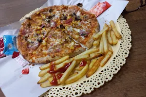 Hero's Pizza | Tekstilkent Şubesi image